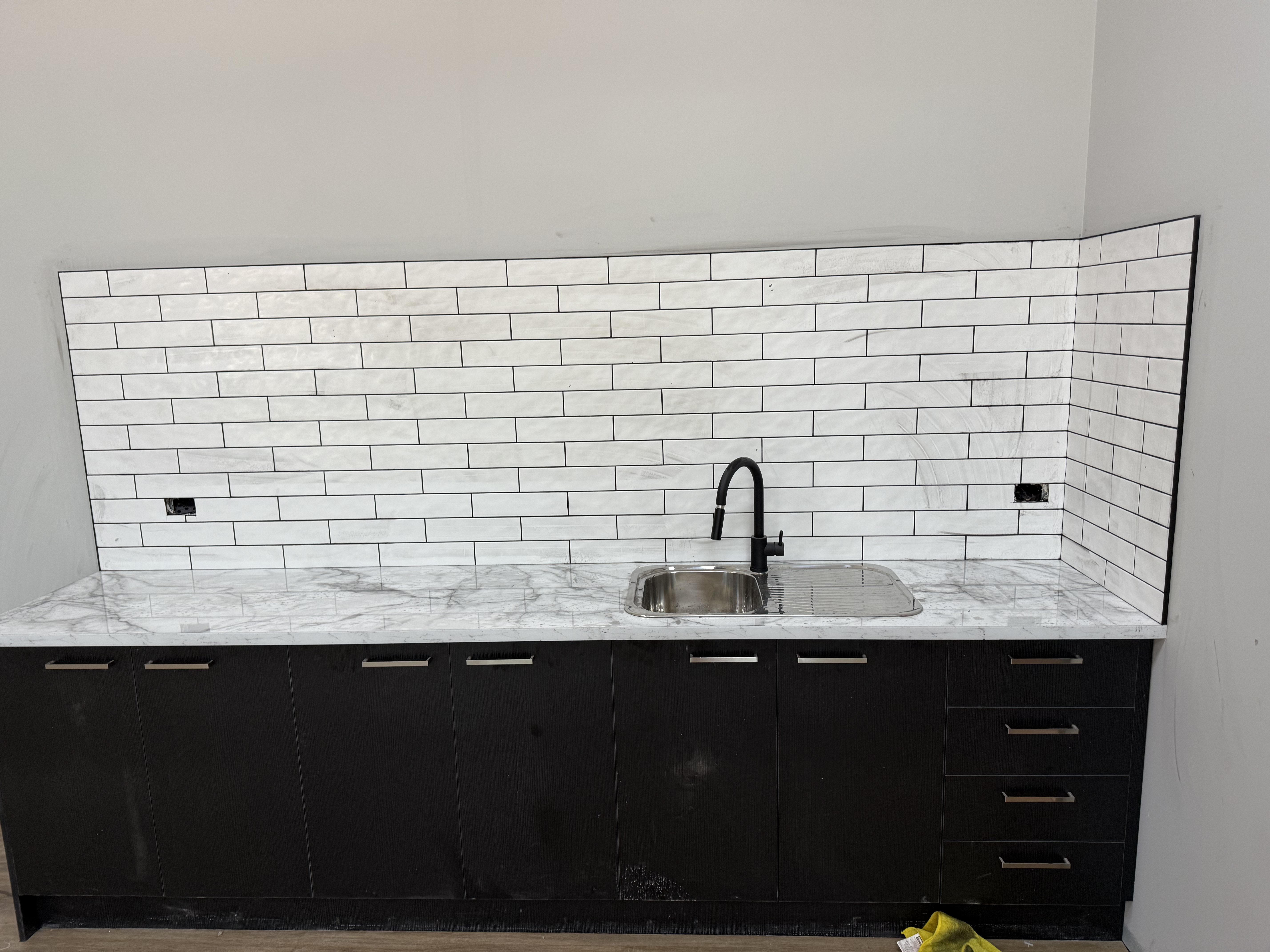 White subway tile splashback project in Melbourne, Victoria