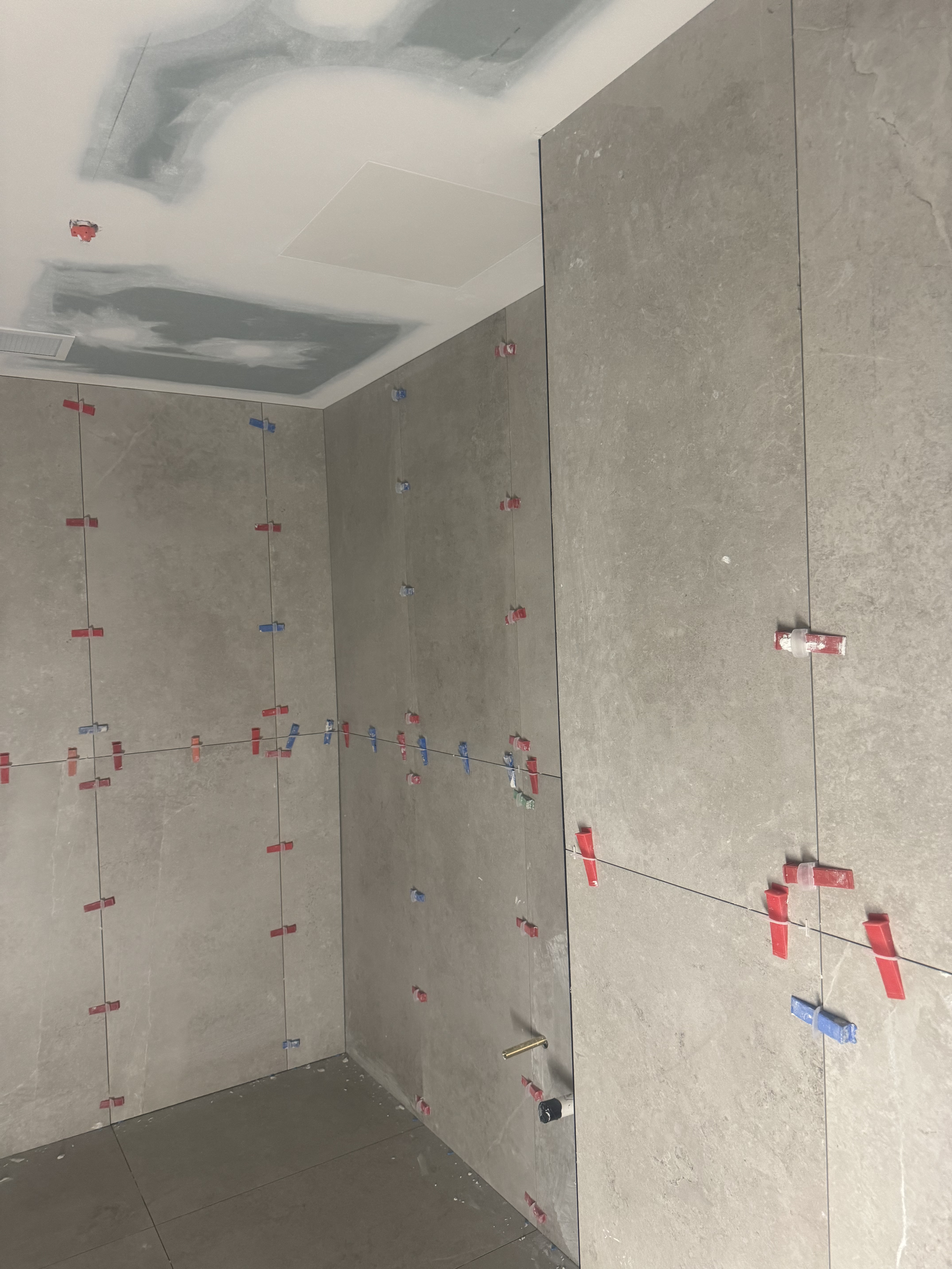 Grey bathroom wall tiling in Melbourne, Victoria - gallery photo