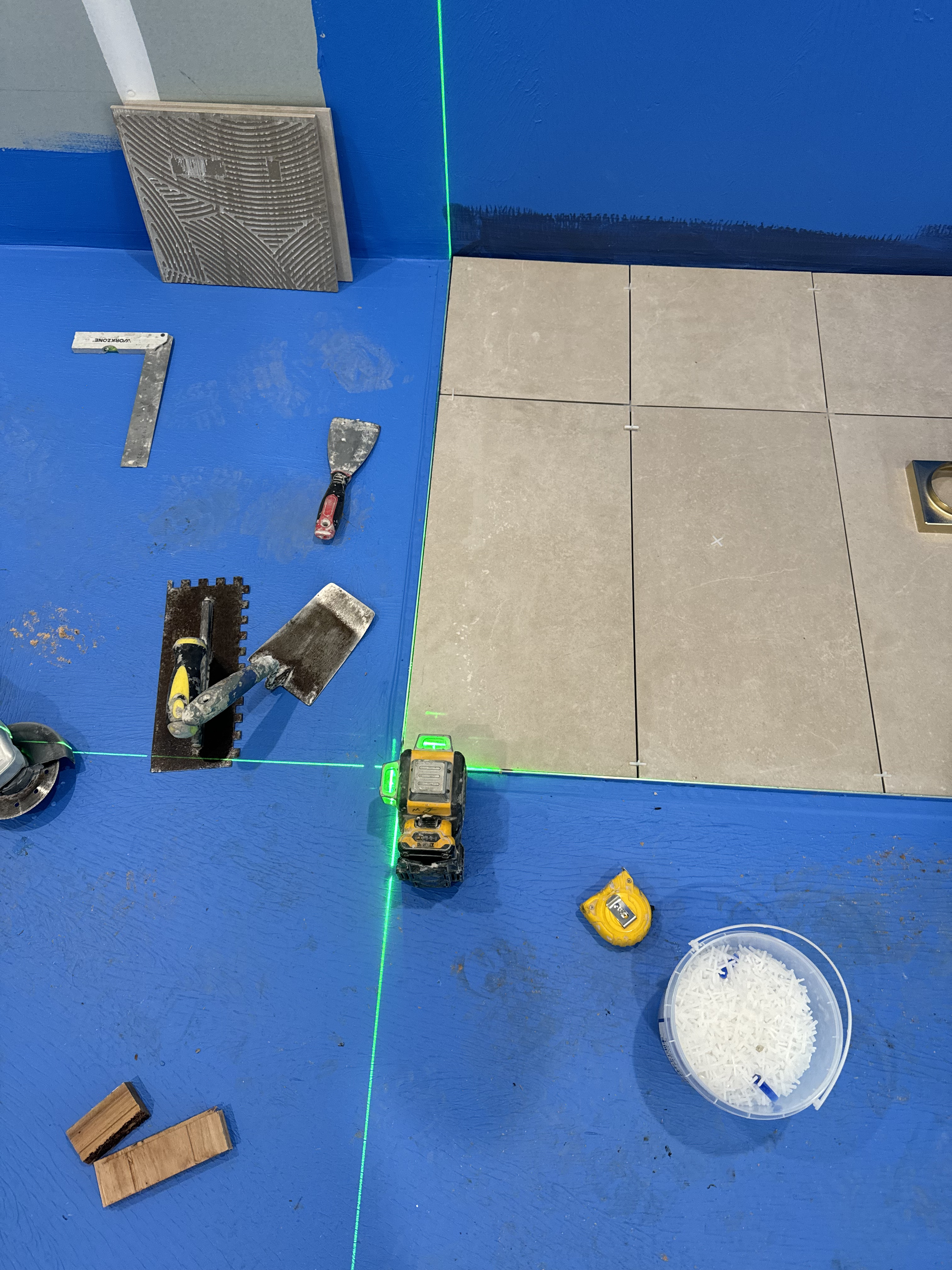 Pool tiling works in Melbourne, Victoria - gallery photo
