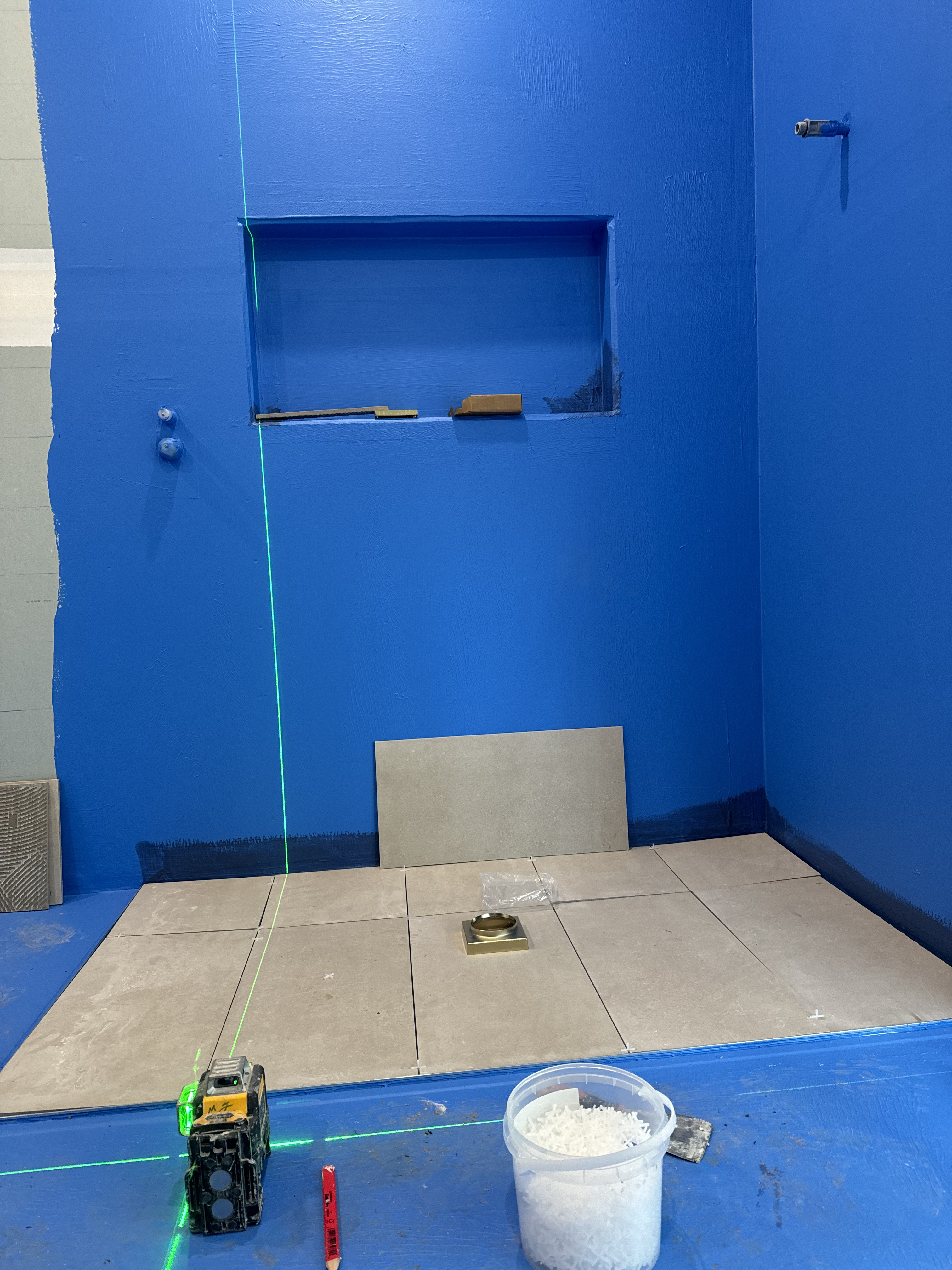 Pool tiling works in Melbourne, Victoria - gallery photo