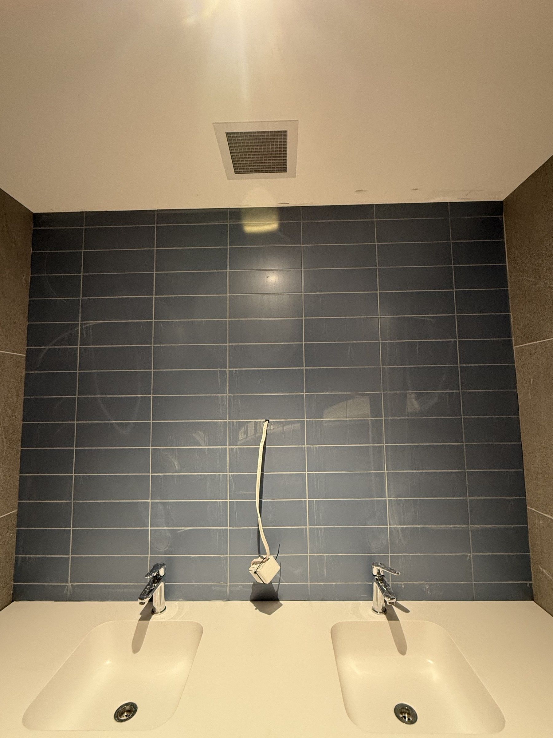 Box Hill Bathroom Wall Tiling - gallery photo