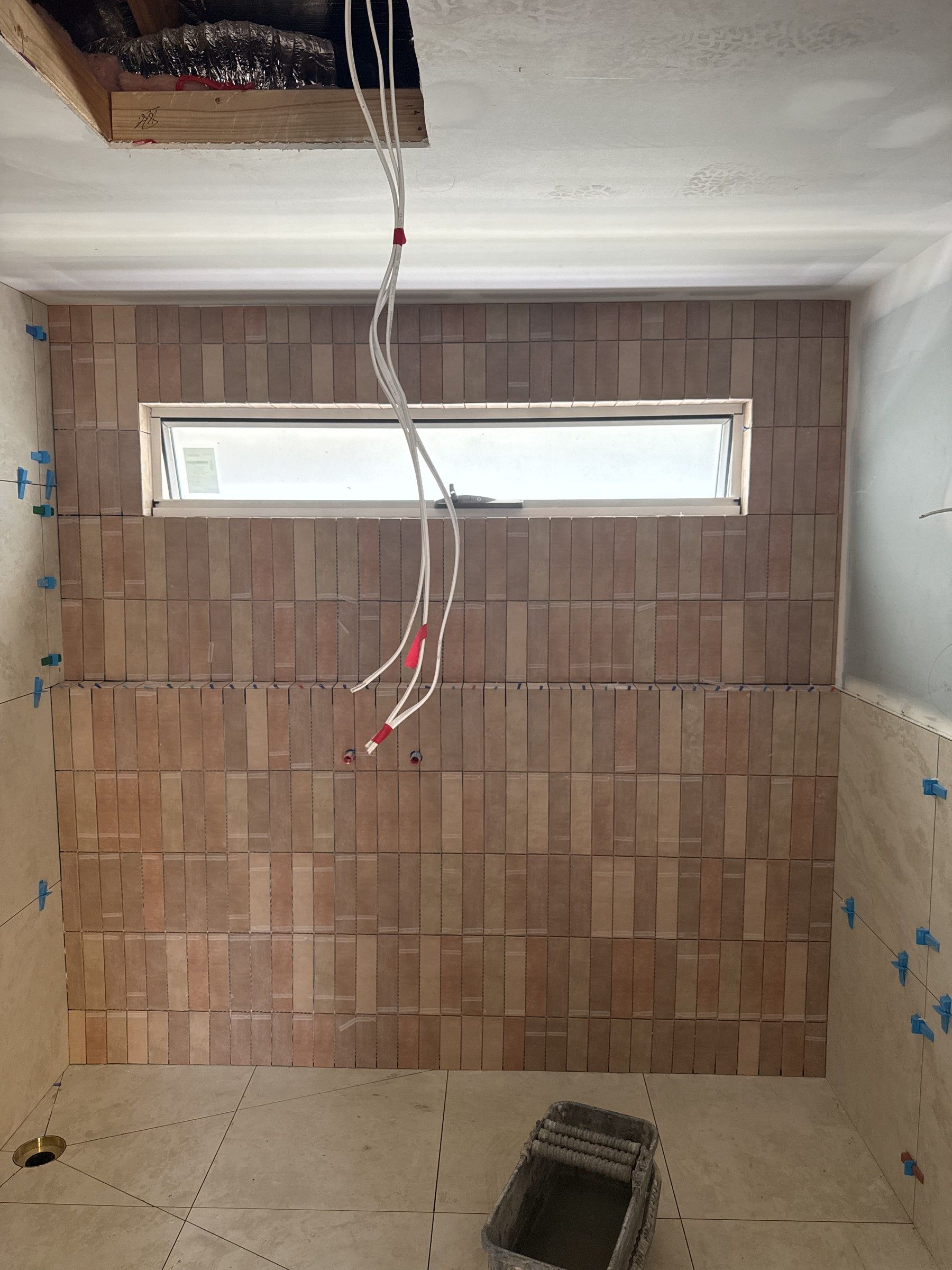 Caroline Springs Bathroom Wall Tiling - gallery photo