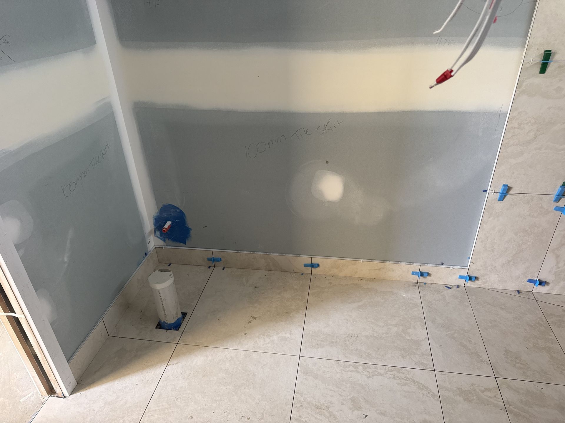 Caroline Springs Bathroom Wall Tiling - gallery photo