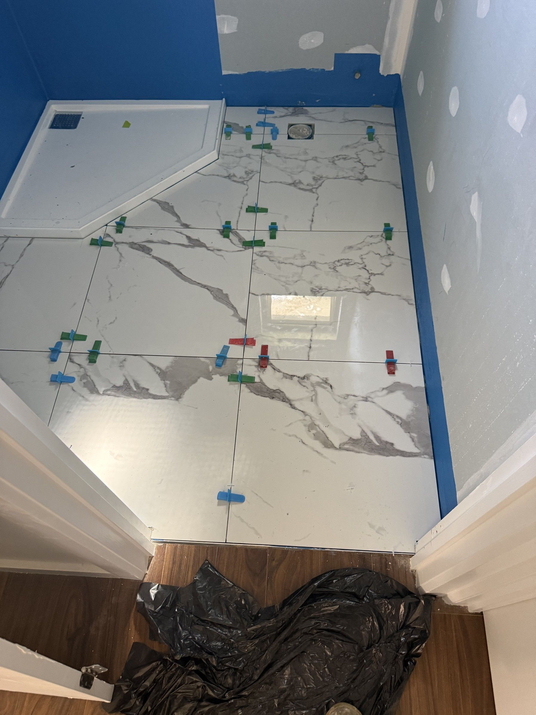 Chadstone Marble Look Floor Tiling - gallery photo