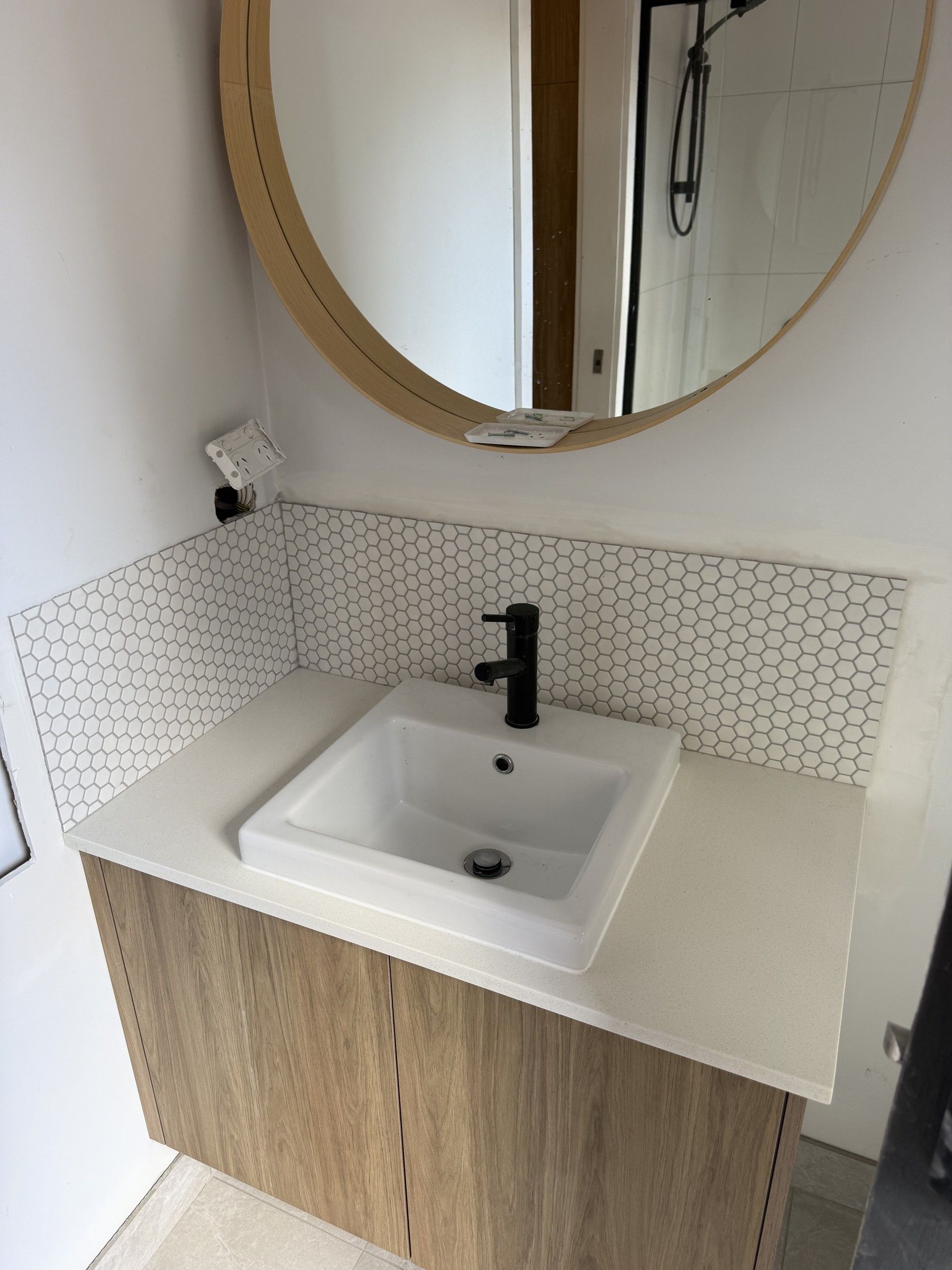 Crib Point Hexagon Mosaic Tiling - gallery photo