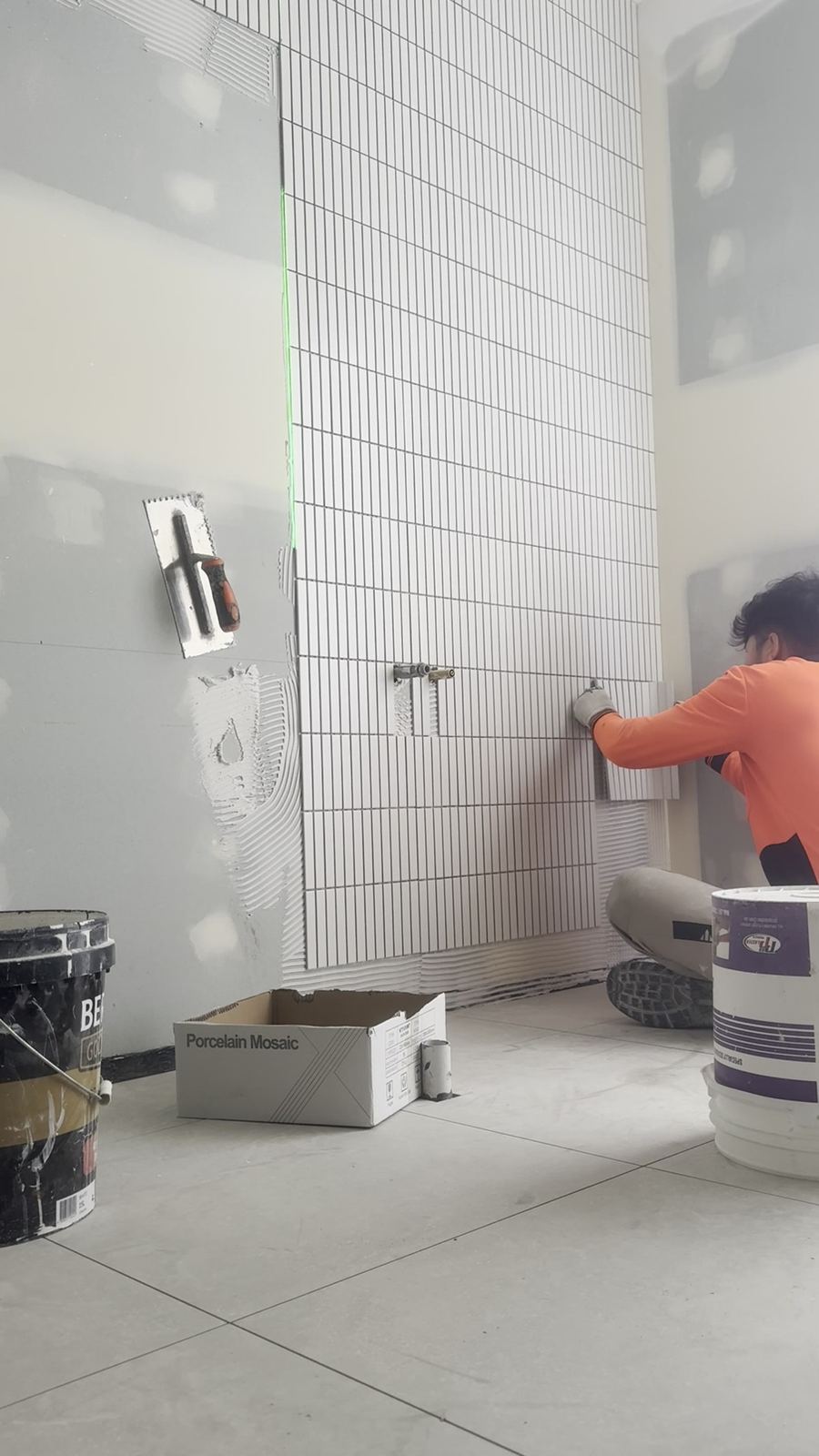Gordon Park Finger Tile Feature Wall - gallery photo