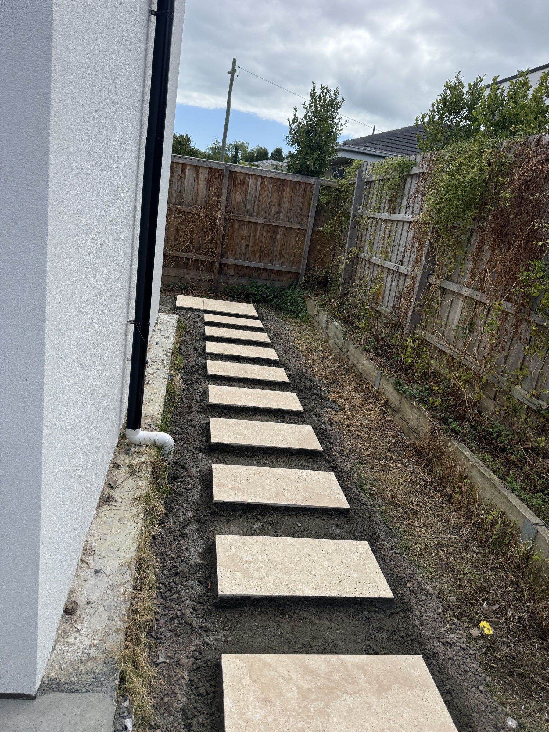 Hampton Travertine Paving - gallery photo