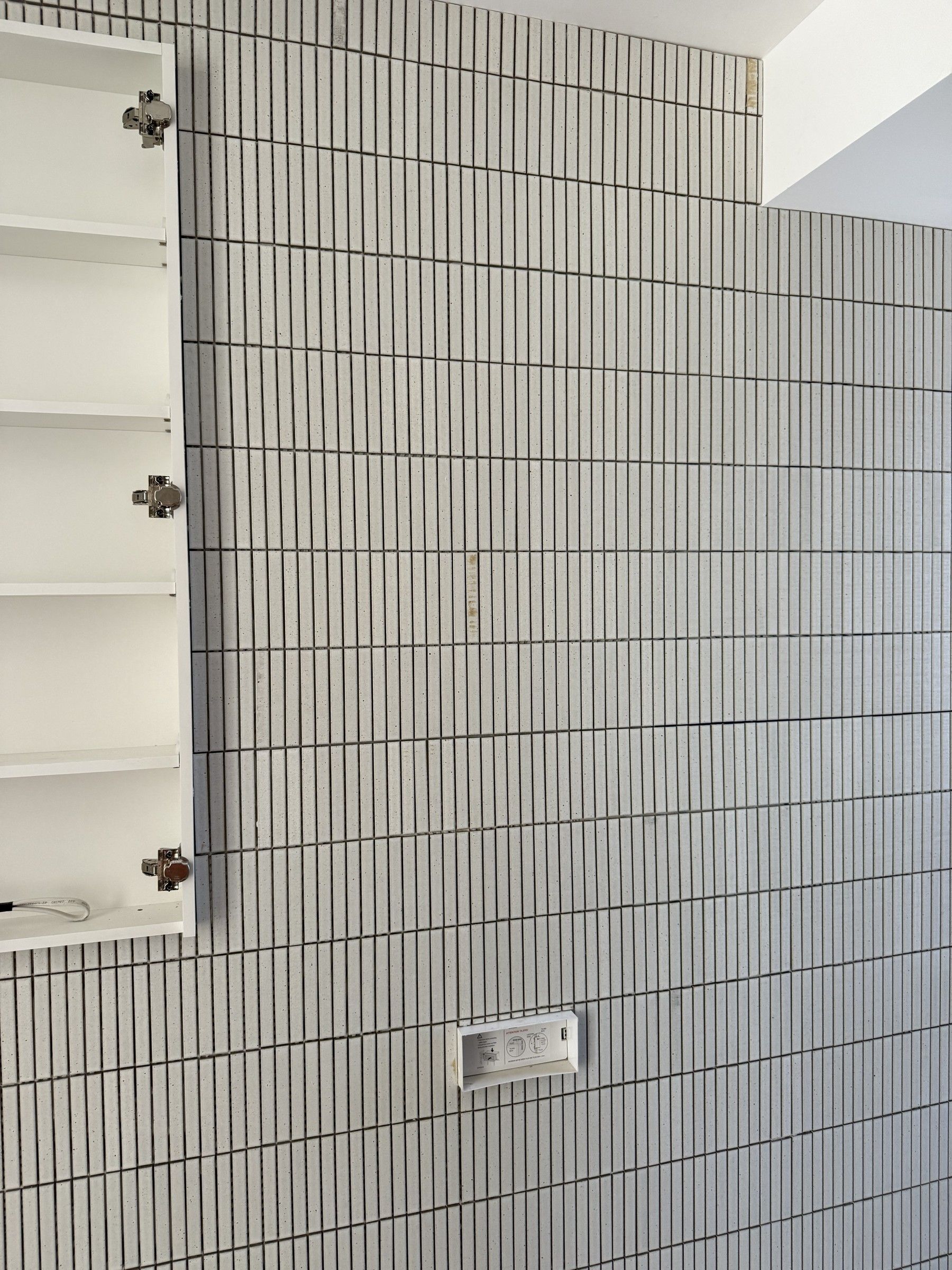 Port Melbourne Bathroom Wall Tiling