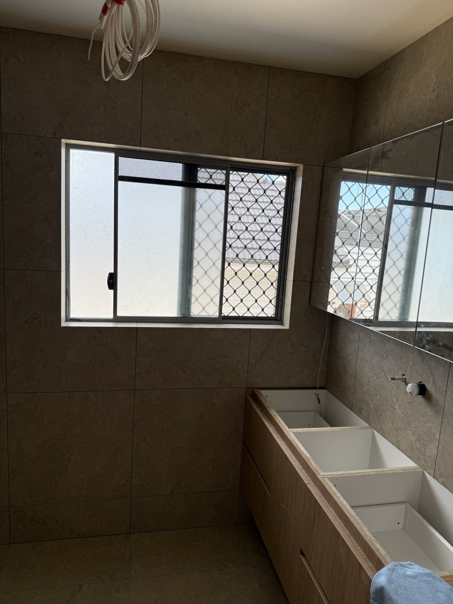 Seven Hills Bathroom Wall Tiling - gallery photo
