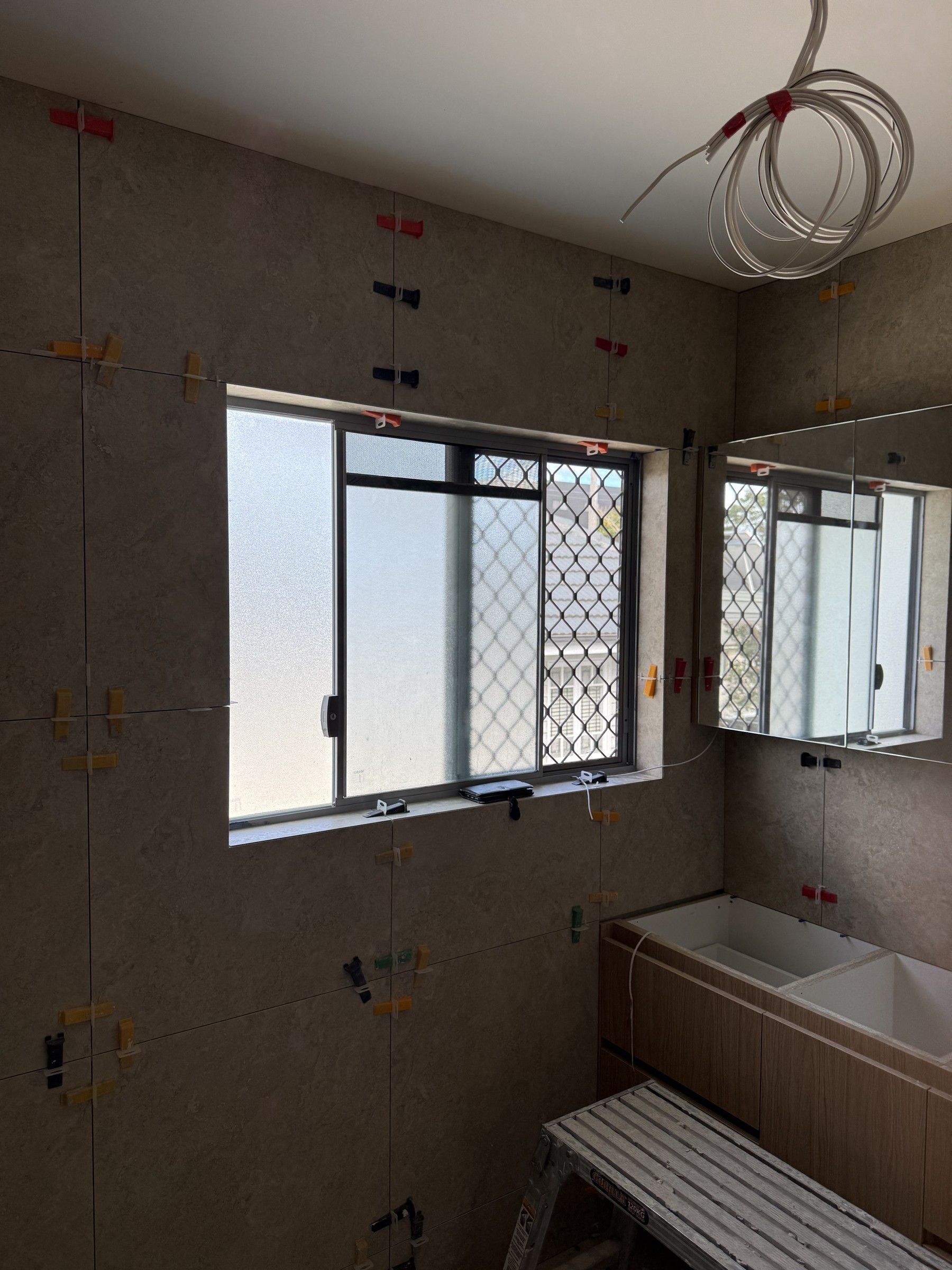 Seven Hills Bathroom Wall Tiling - gallery photo